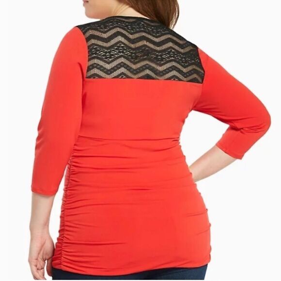 NWT torrid sz5(5xl) shirted surplus lace back red shirt/top/blouse 3/4 sleeve - Picture 2 of 6